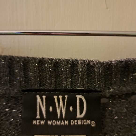 NWD Women's Cardigan Shirt - Picture 10 of 16